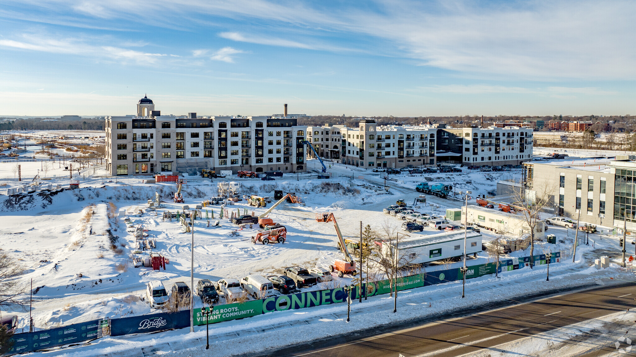 Mississippi River Blvd @ Ford Parkway, Saint Paul, MN for Sale