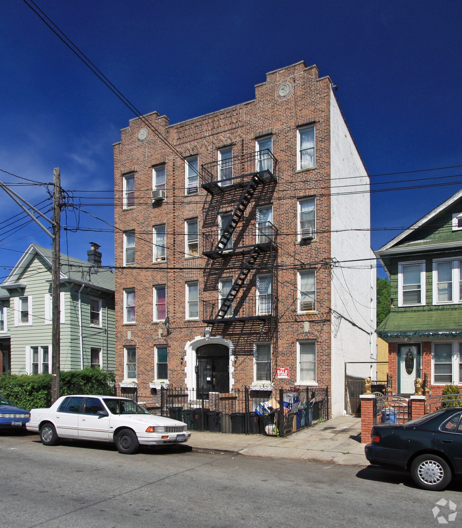 19 Hubbard Pl, Brooklyn, NY for Sale