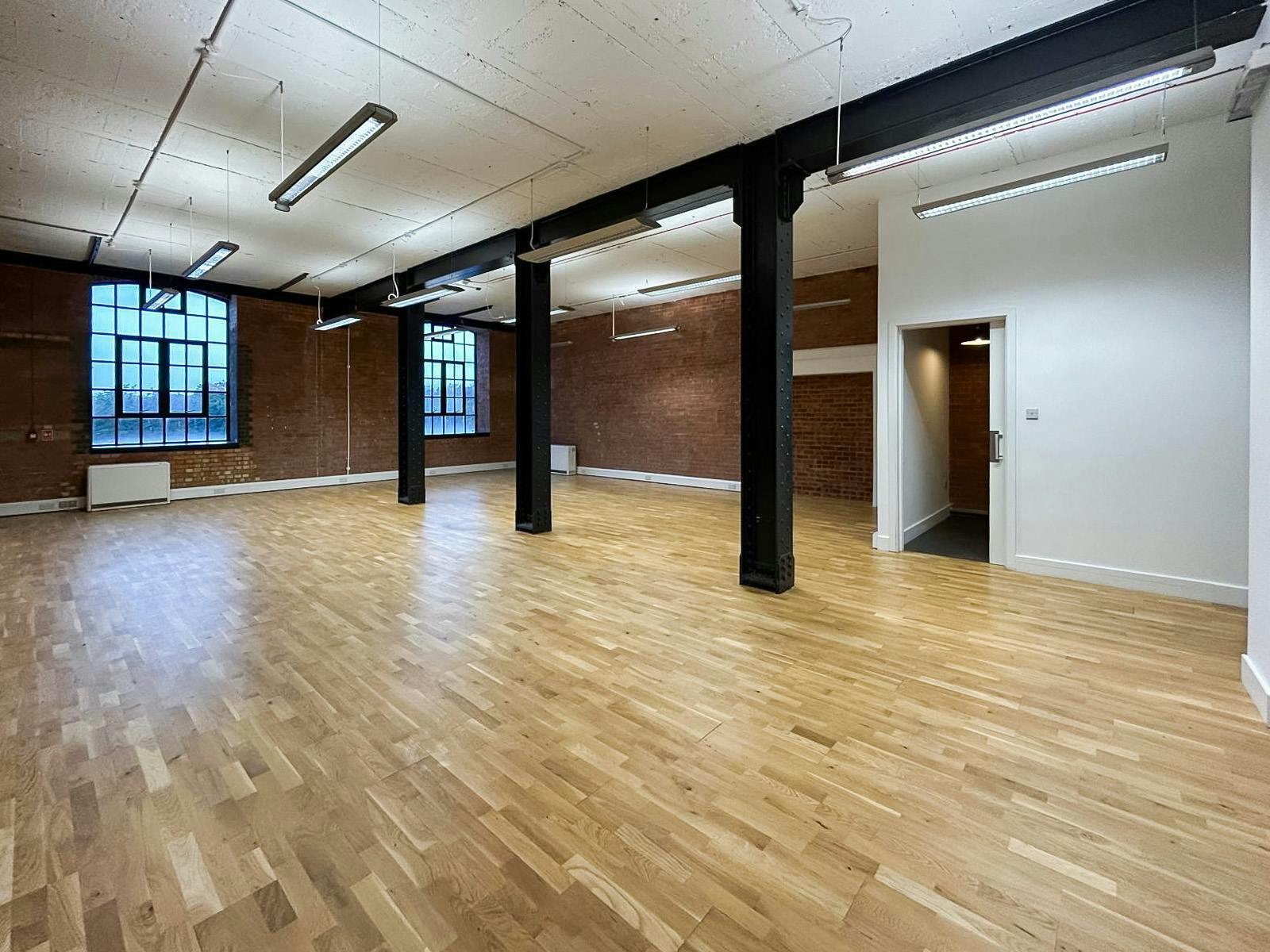 27 Greenwood Pl, London, LND for Rent