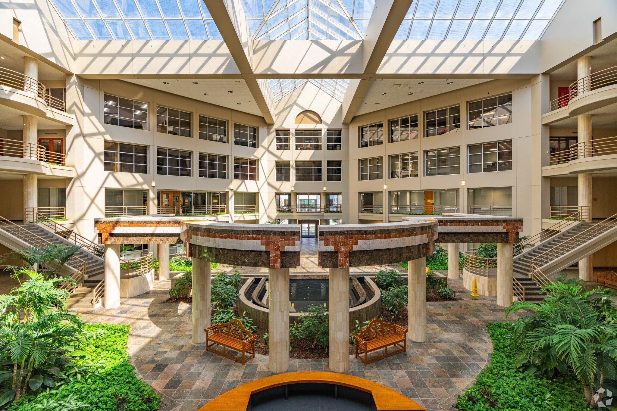 2650 Thousand Oaks Blvd, Memphis, TN for Rent