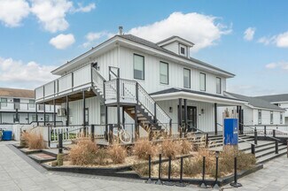 Ocean Bay Park, NY Hospitality - 25 Cayuga Walk