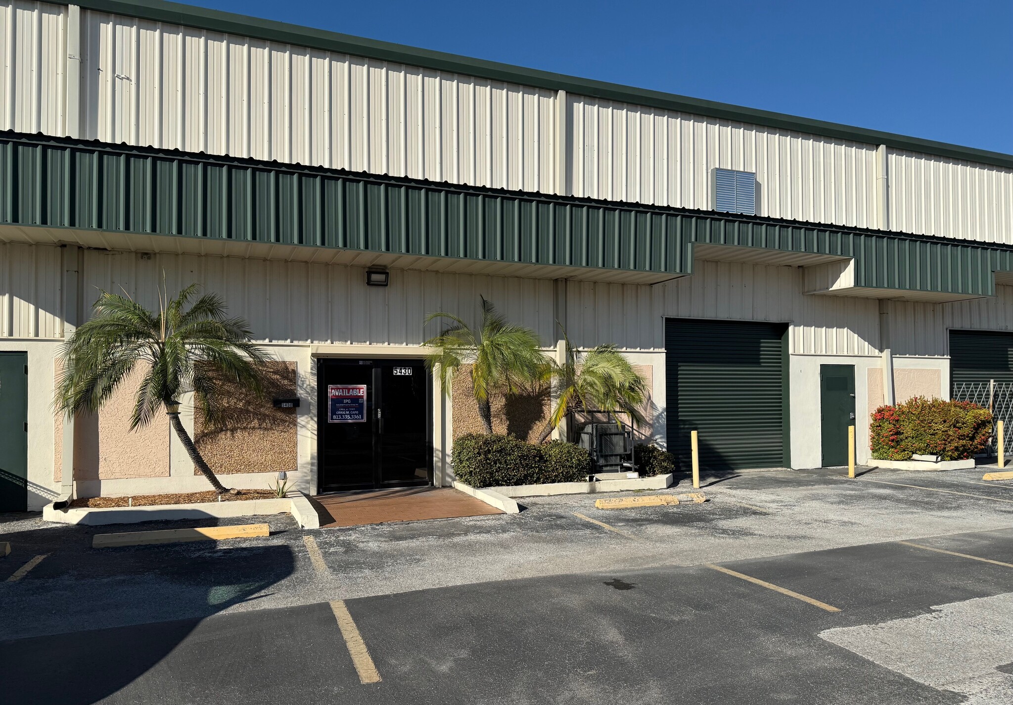 5422-5432 W Crenshaw St, Tampa, FL for Rent