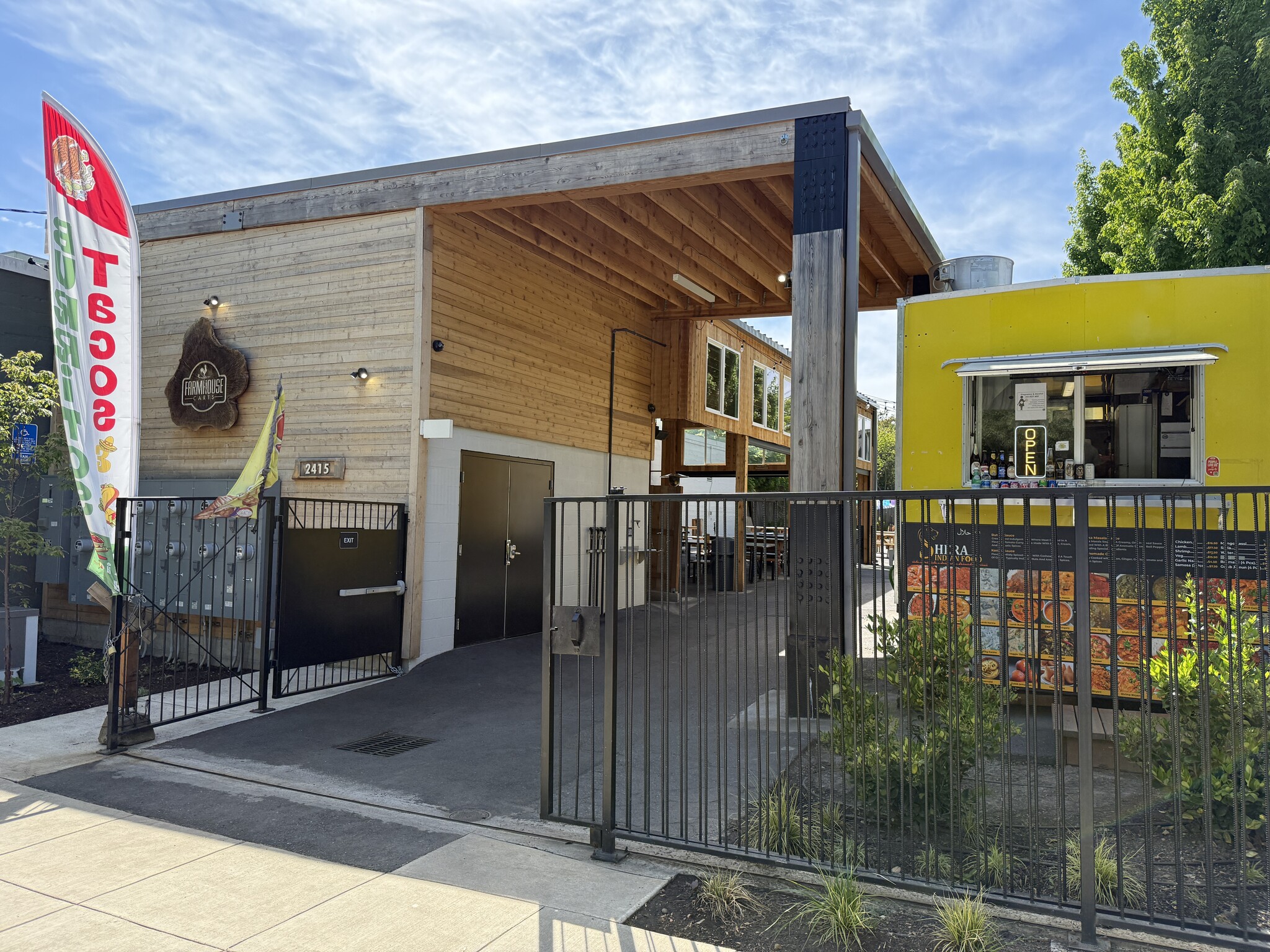2425 SE 35th Pl, Portland, OR for Rent