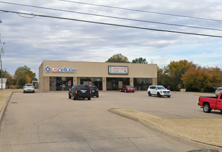 Okmulgee, OK Storefront - 1600 S Wood Dr