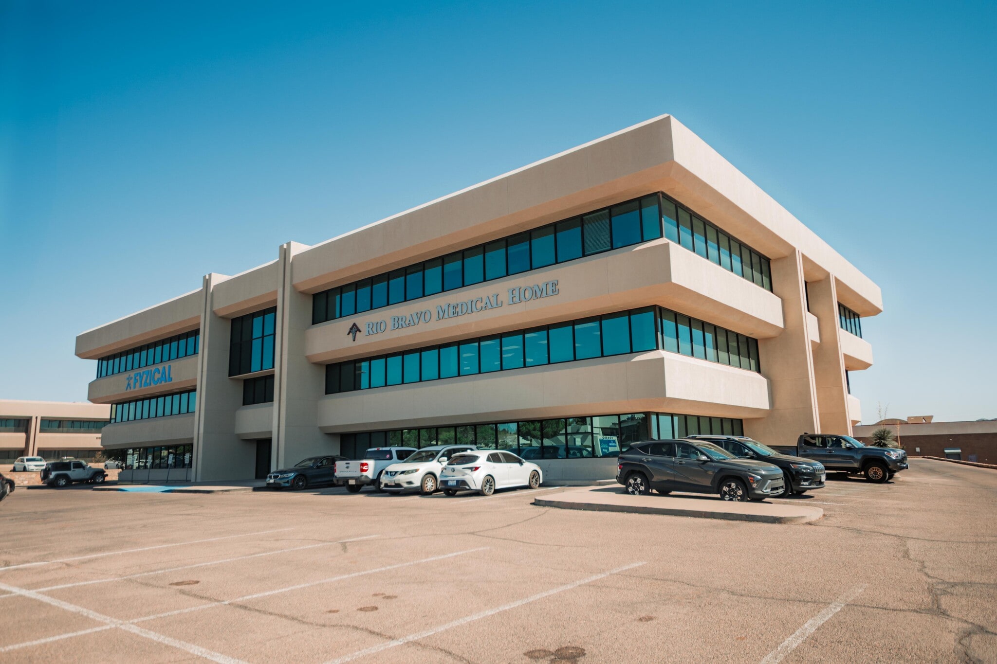 10460 Vista Del Sol Dr, El Paso, TX for Rent