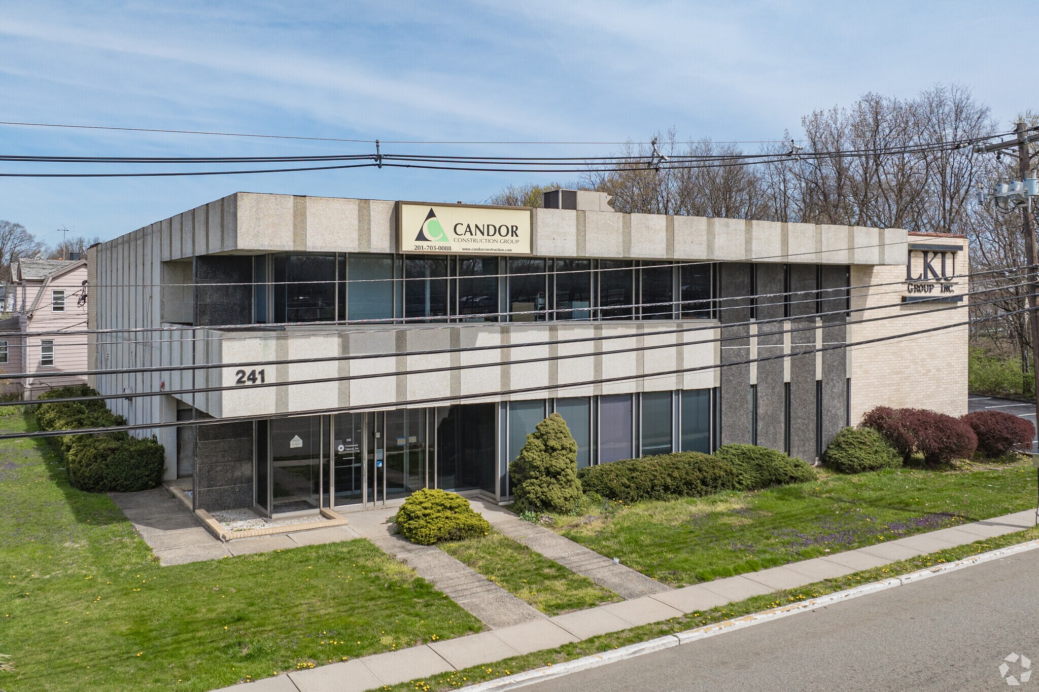 241 Molnar Dr, Elmwood Park, NJ for Rent