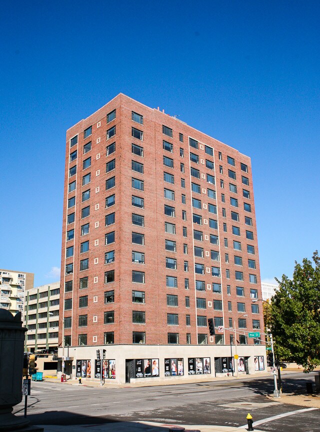 1405 Pine St, Saint Louis, MO for Rent