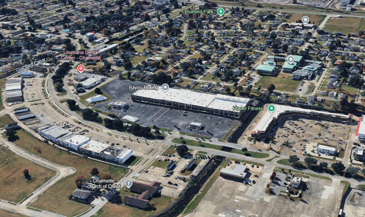 8700 W Judge Perez Dr, Chalmette, LA for Rent