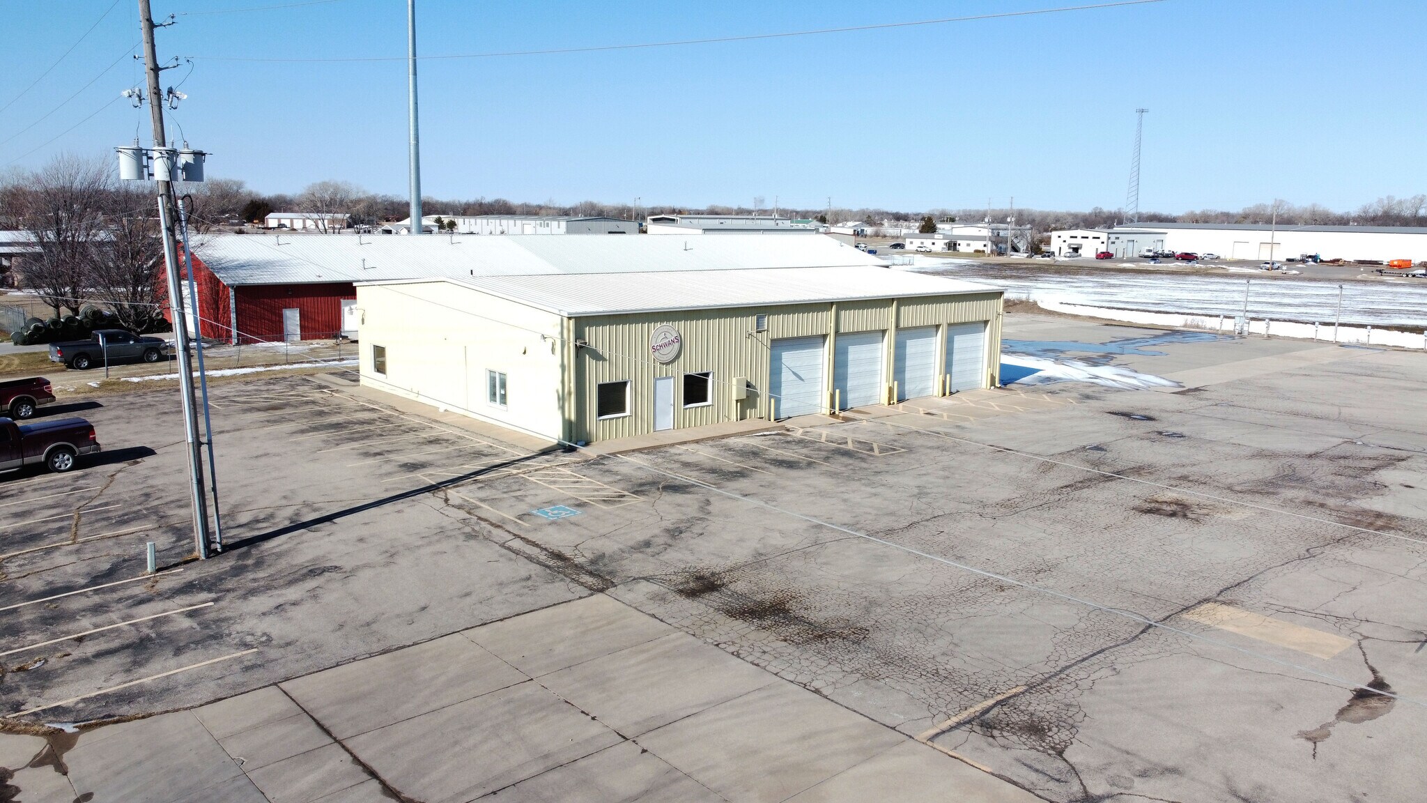 300 W Industrial St, Valley Center, KS for Rent