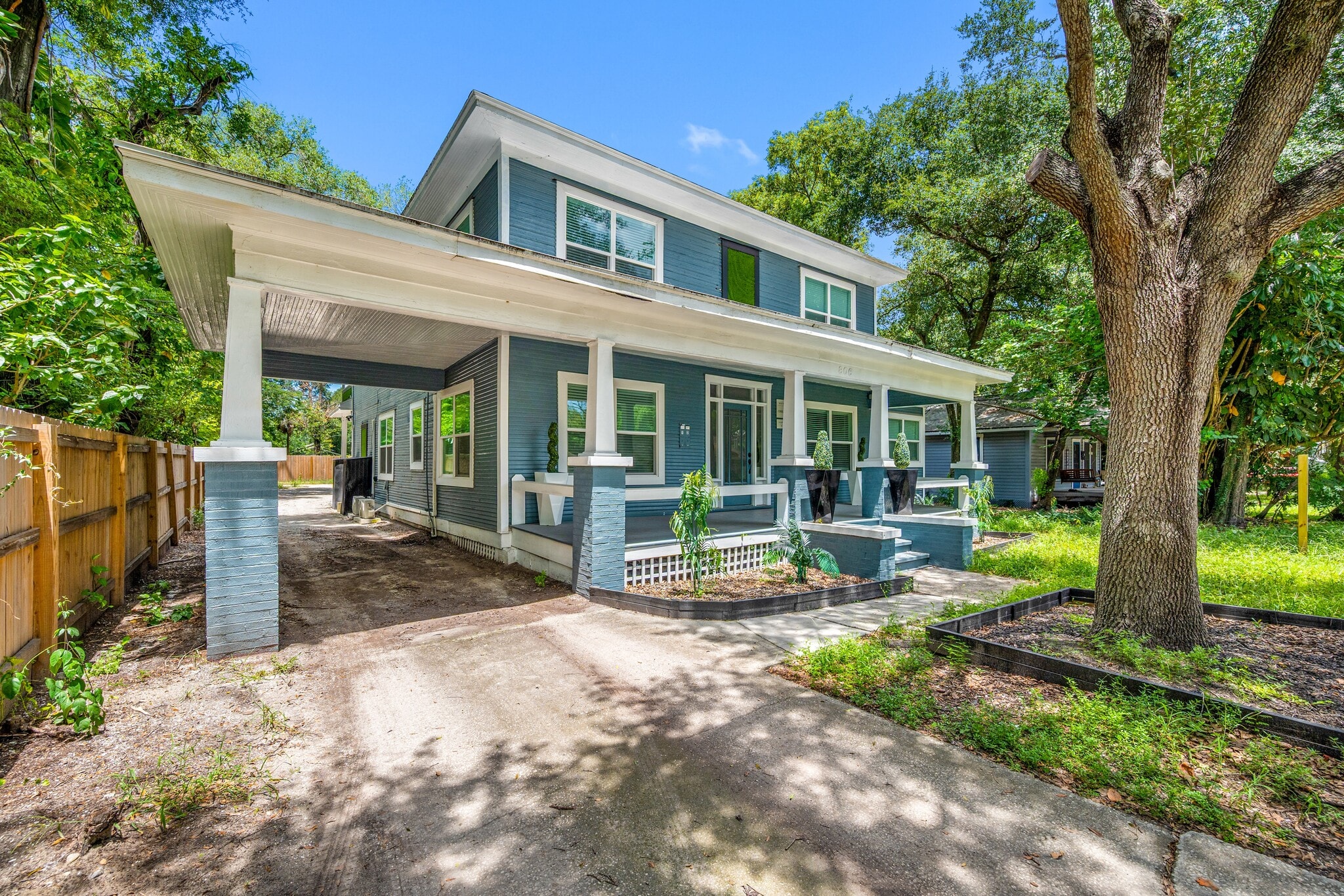 806 E Chelsea St, Tampa, FL for Sale