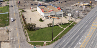 Beverly Hills, TX Retail - 1513 S Valley Mills Dr