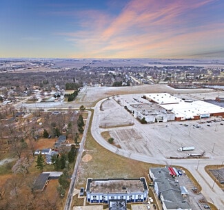 Forsyth, IL Commercial - Hickory Point Ring Road mall Forsyth, IL Commercial - Hickory Point Ring Road mall
