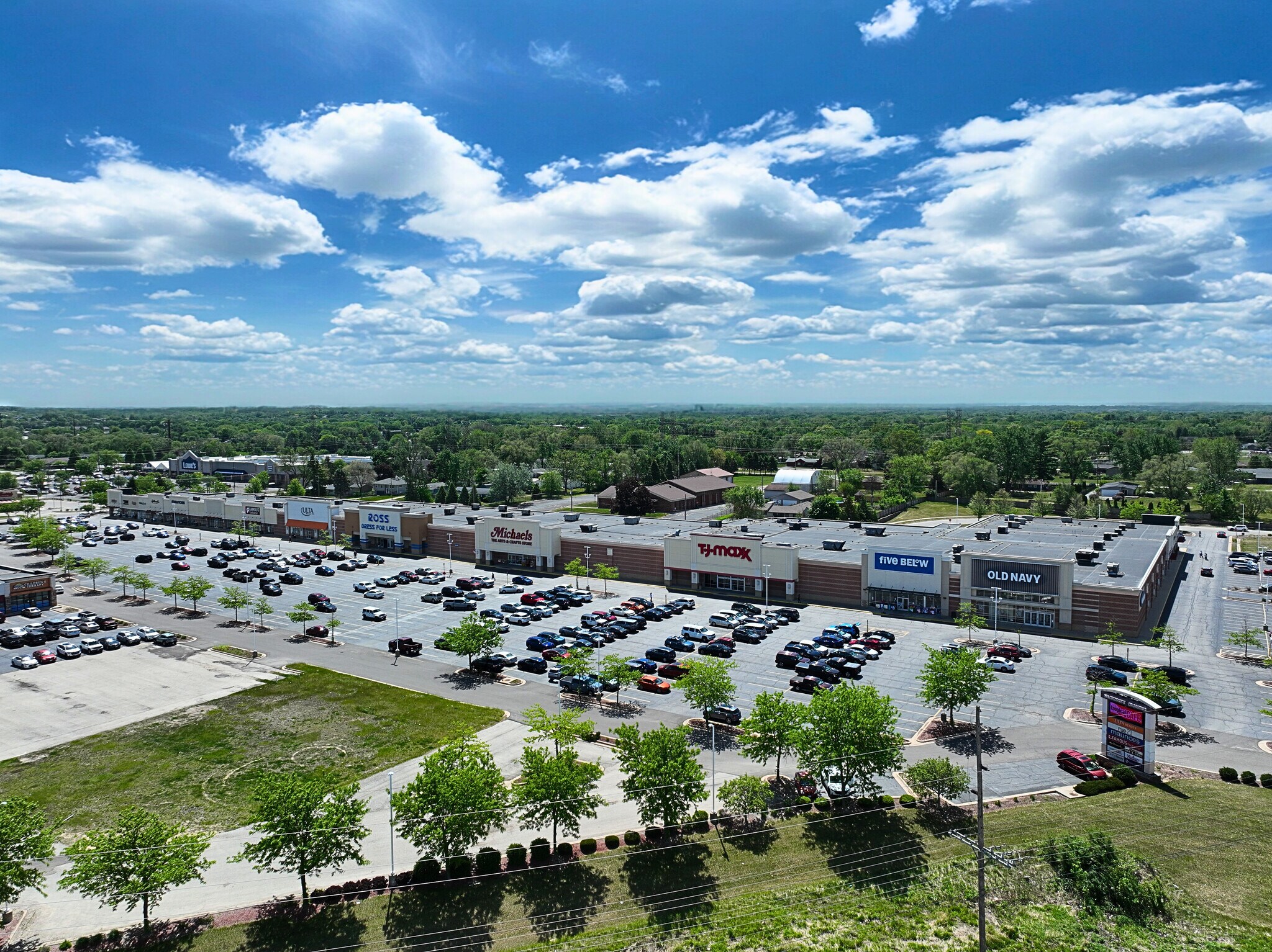 1005-1093 W Lane Rd, Machesney Park, IL for Rent