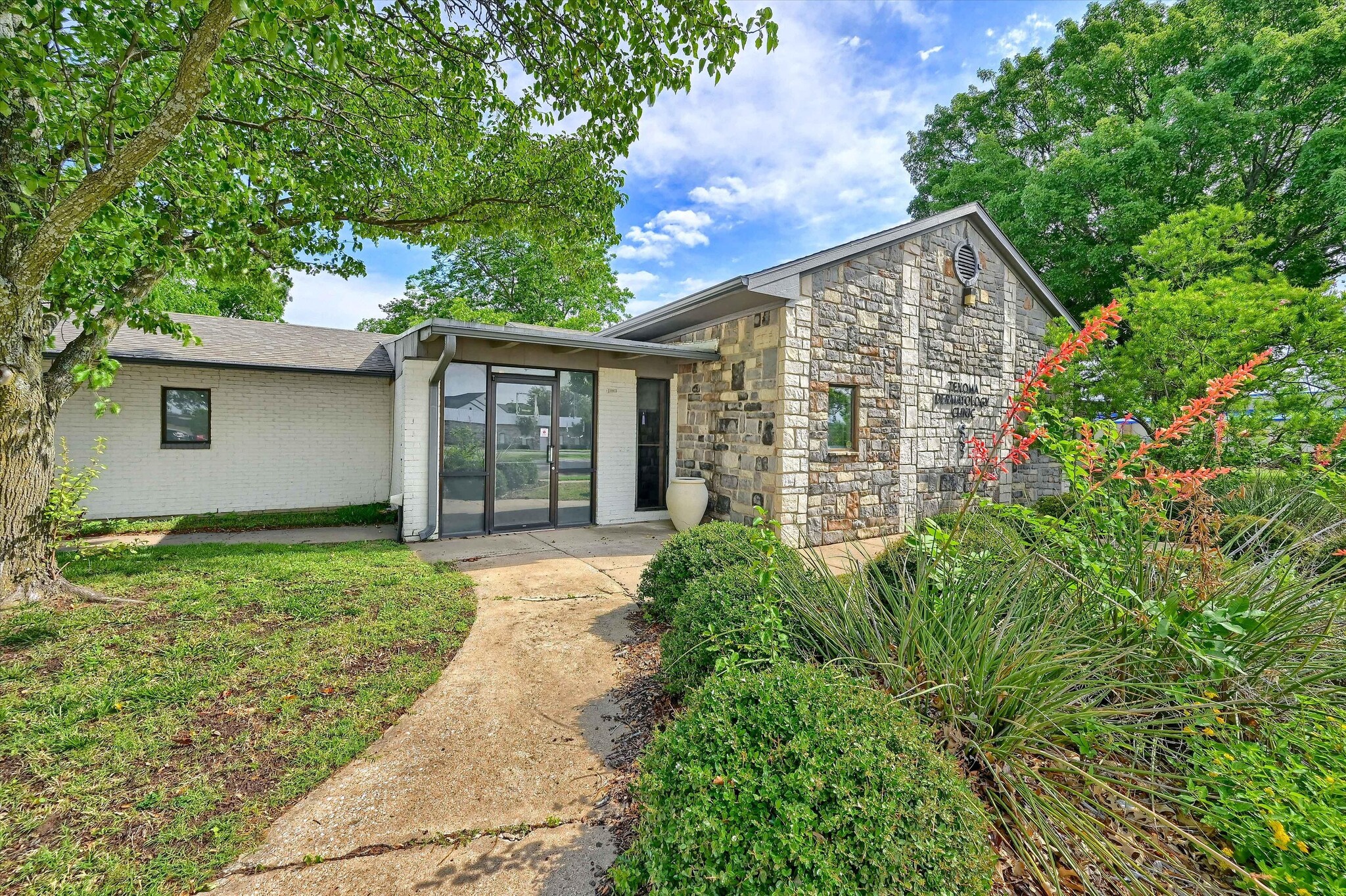 815 Pecan Grove Rd E, Sherman, TX for Sale