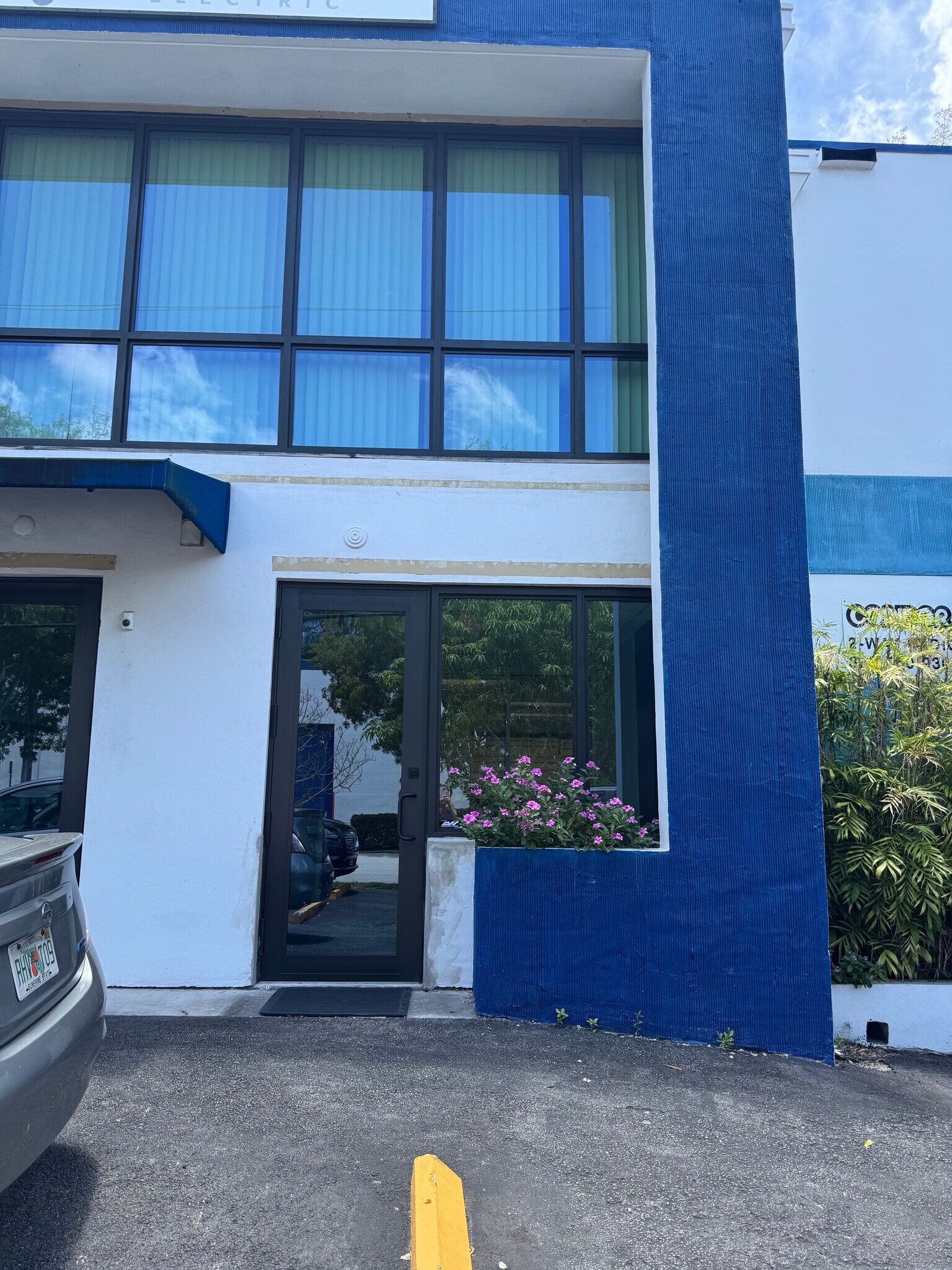 2050-2052 NW 93rd Ave, Miami, FL for Rent