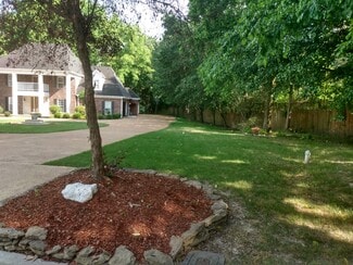 Germantown, TN Specialty - 8201 Everwood Cv Germantown, TN Specialty - 8201 Everwood Cv