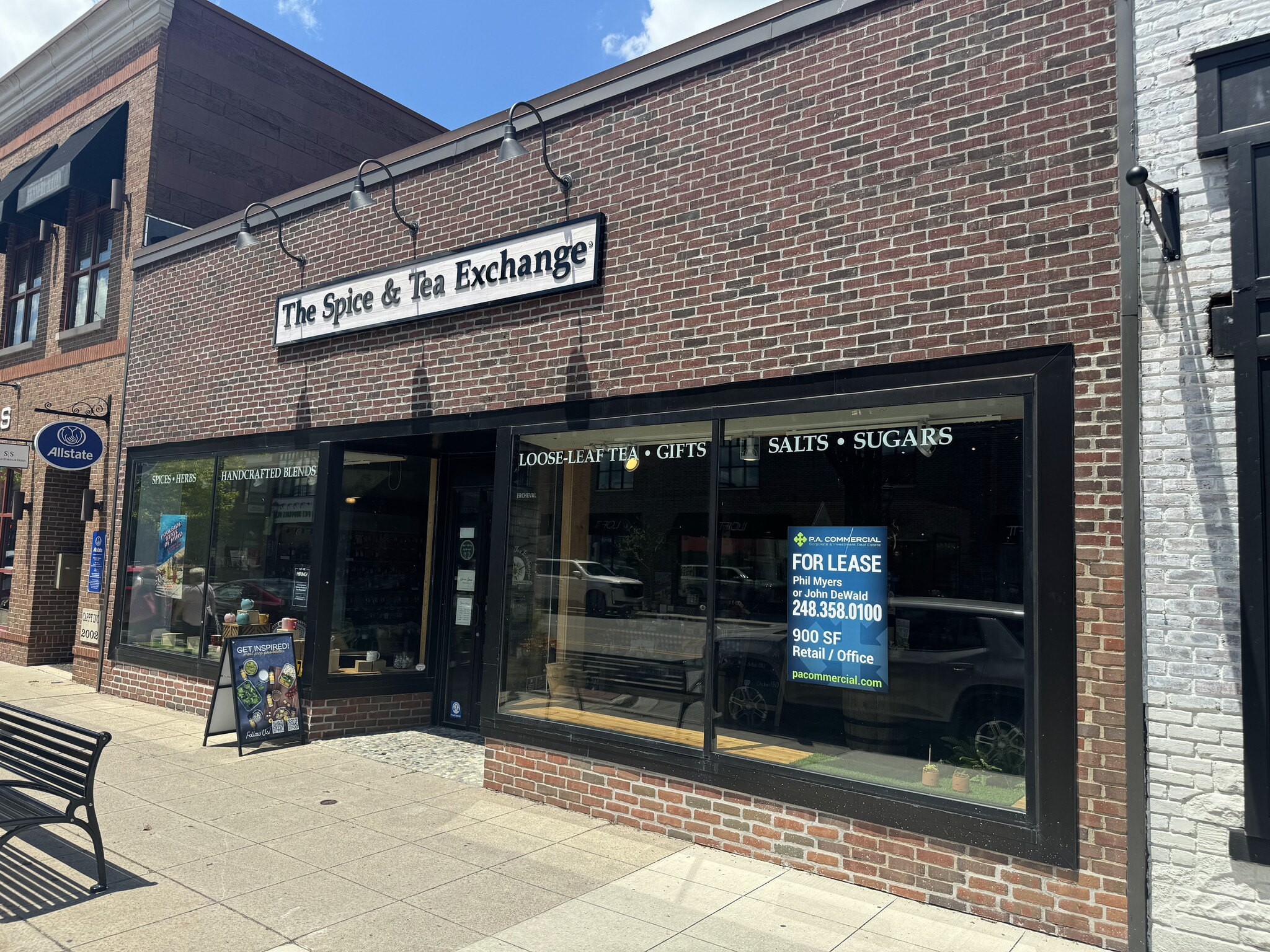 17037 Kercheval Ave, Grosse Pointe, MI for Rent