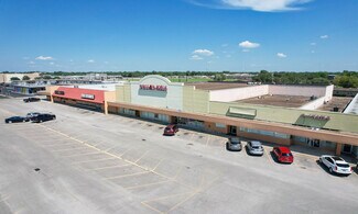 Victoria, TX Retail - 2500-2704 N Laurent St