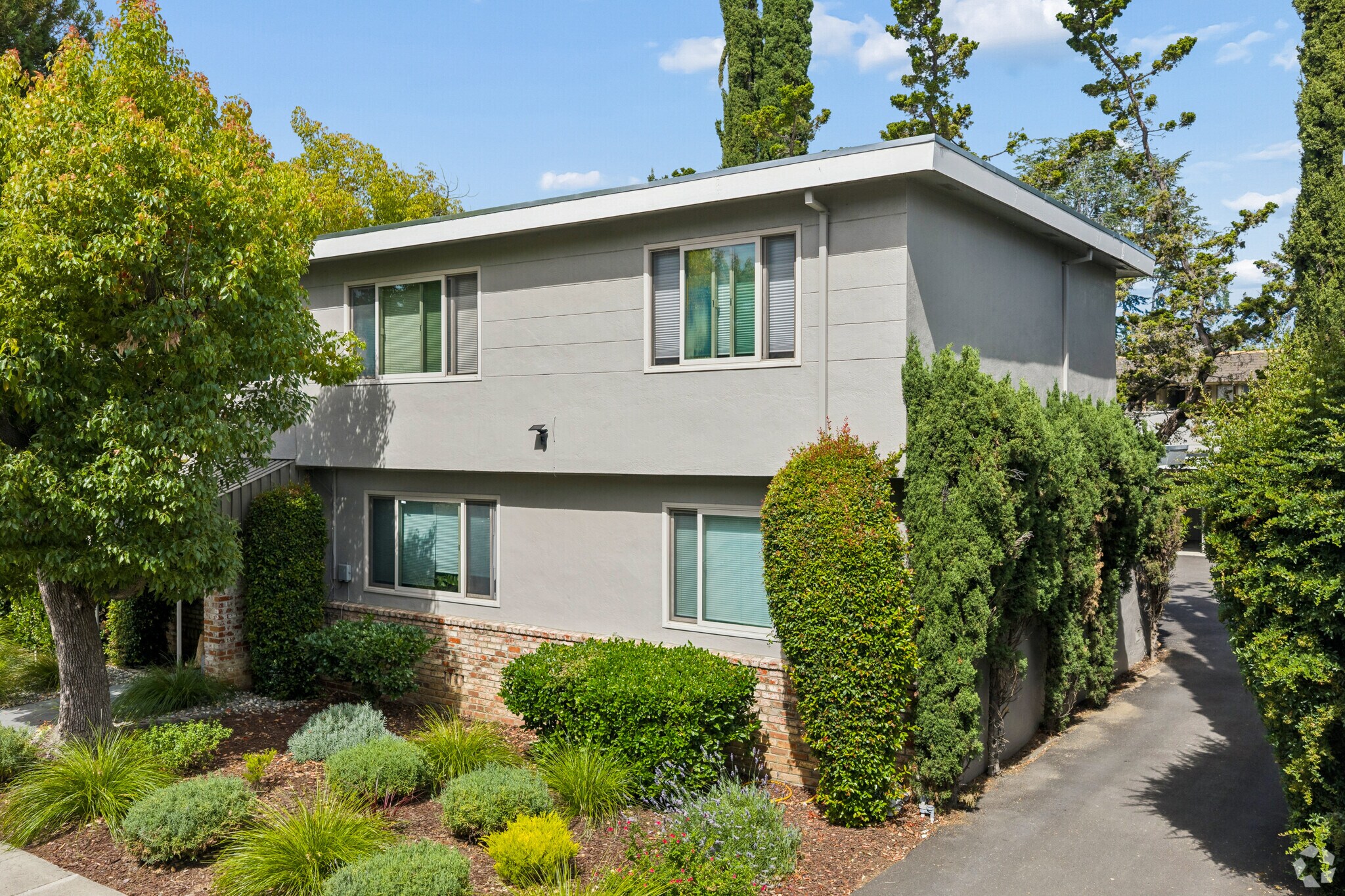 660 Roble Ave, Menlo Park, CA for Sale