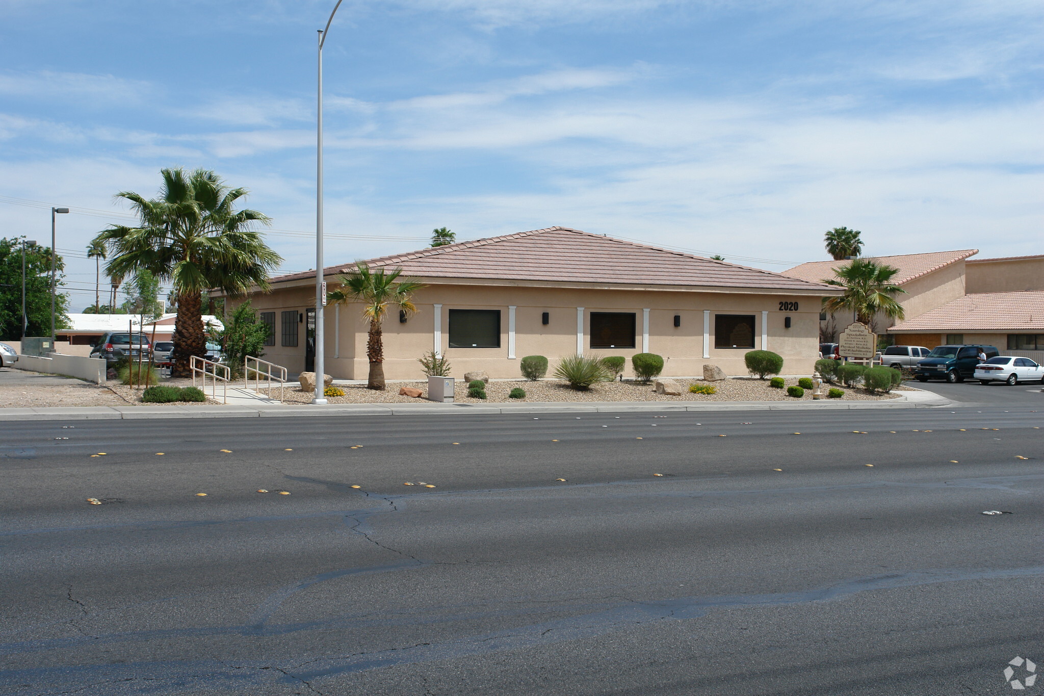 2020 E Desert Inn Rd, Las Vegas, NV for Rent