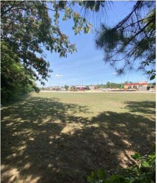 Fayetteville, NC Commercial - 135 Stacy Weaver Dr