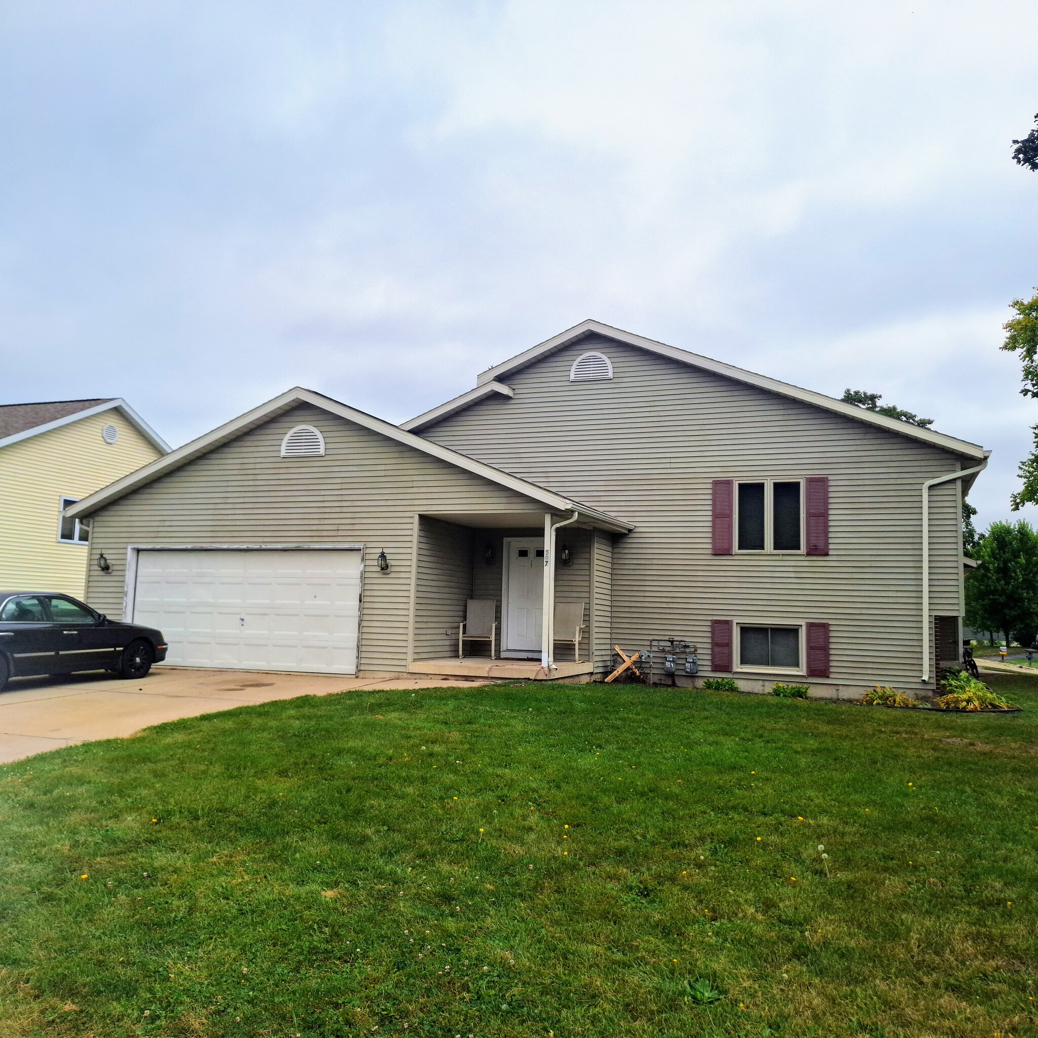 719 Windsor Ter, Jefferson, WI for Sale