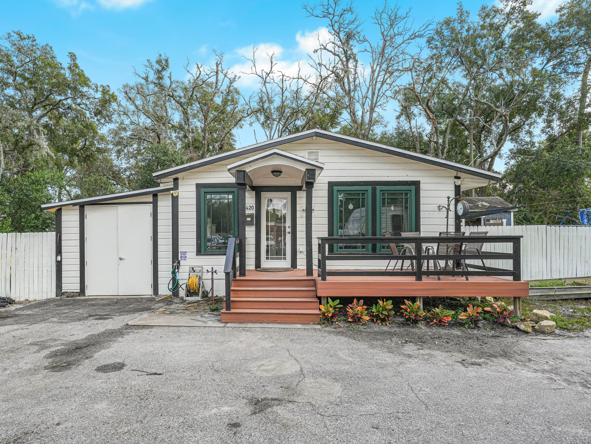 1420 Seminola Blvd, Casselberry, FL for Sale