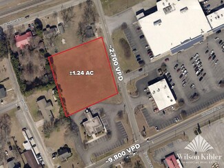 Batesburg Leesville, SC Commercial - 303 W Columbia Ave