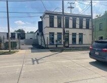 Milwaukee, WI Warehouse - 125 E Greenfield Ave