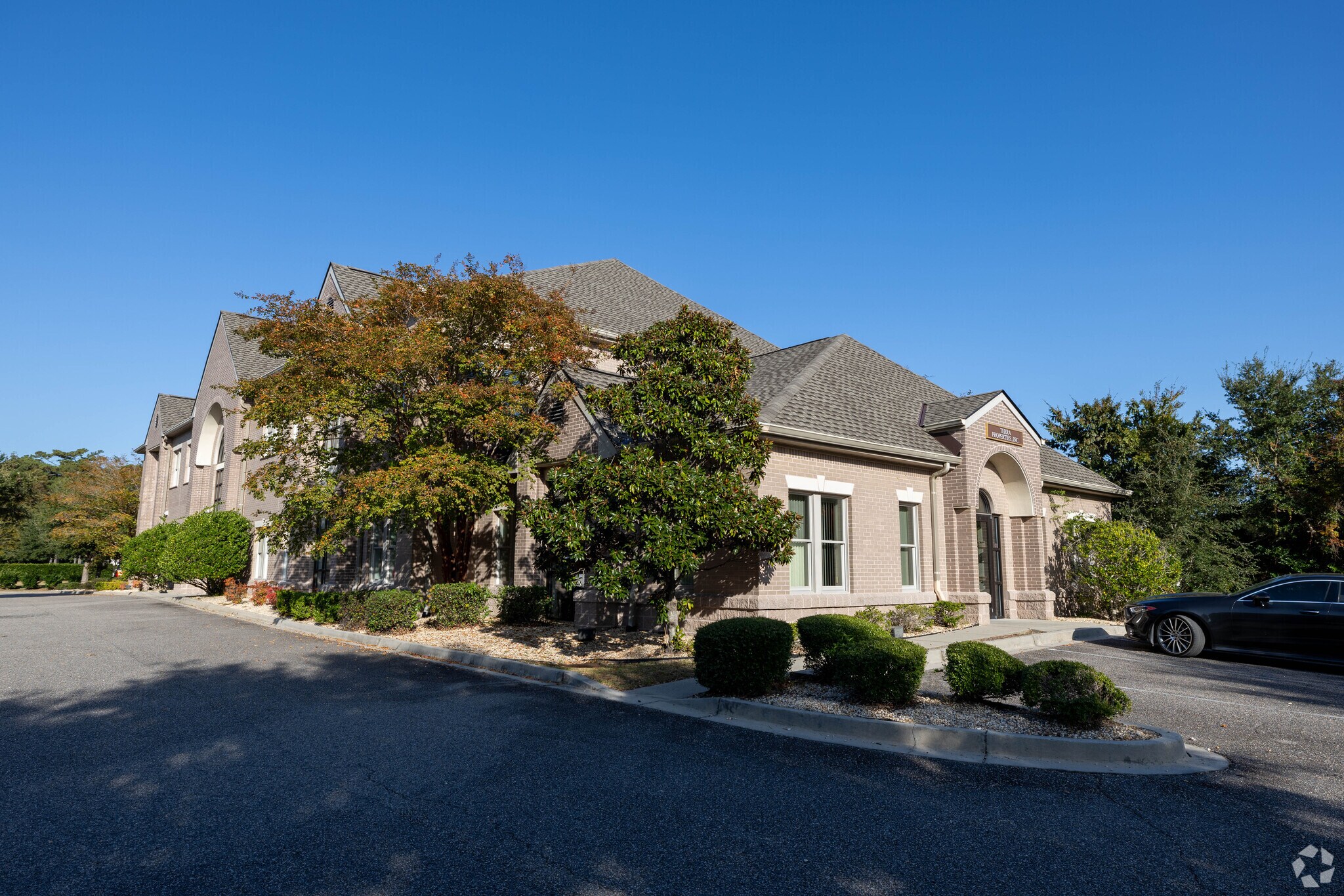 4420 Oleander Dr, Myrtle Beach, SC for Sale