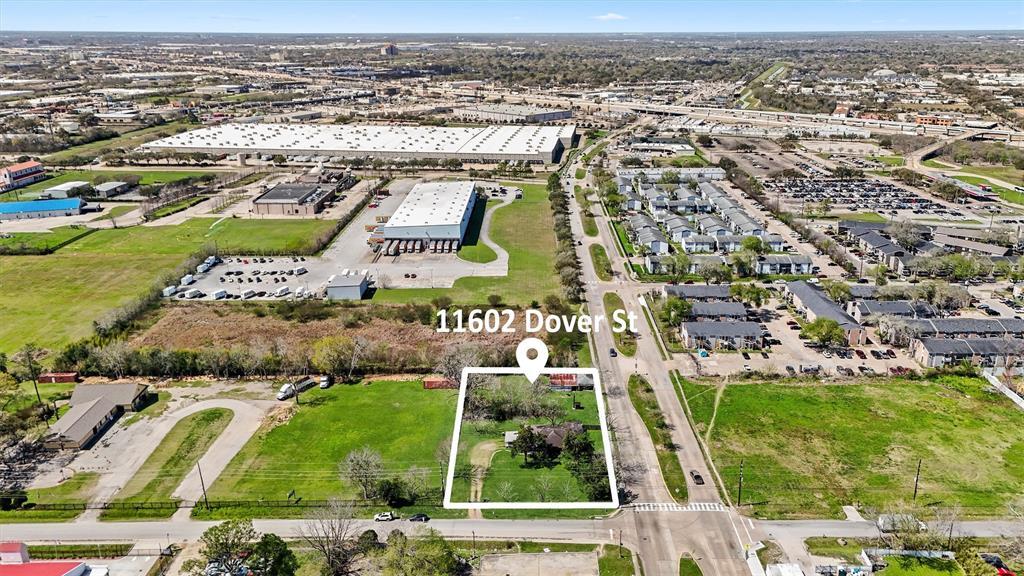 11602 Dover St, Houston, TX for Rent