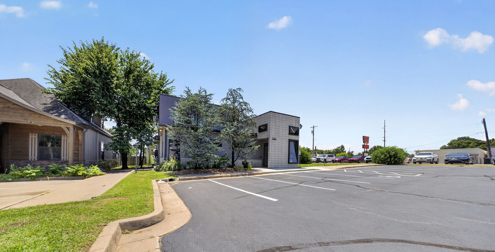 3326 E 27th Pl S, Tulsa, OK for Rent