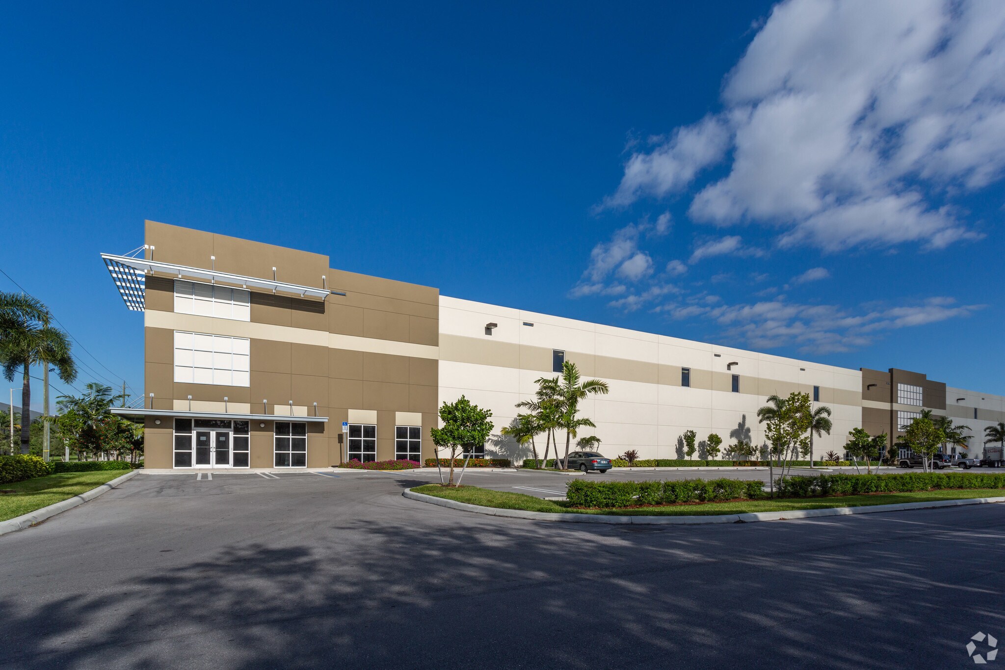 8501 NW 80th St Medley, FL 33166 Industrial Property for Sale on