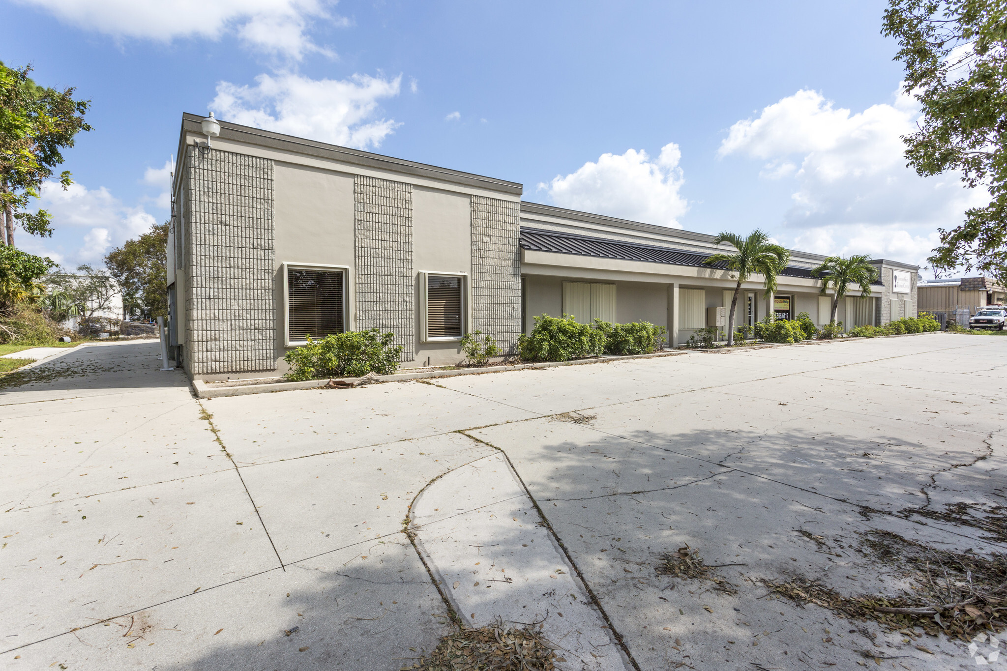 2073-2083 J And C Blvd, Naples, FL for Rent