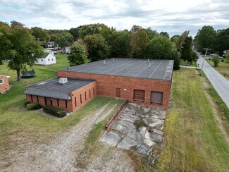 High Point, NC Warehouse - 900 Baker Rd