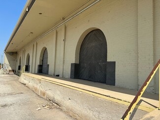 Seguin, TX Flex - 200-232 W New Braunfels St