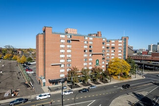 Hartford, CT Retail - 600-628 Asylum Ave