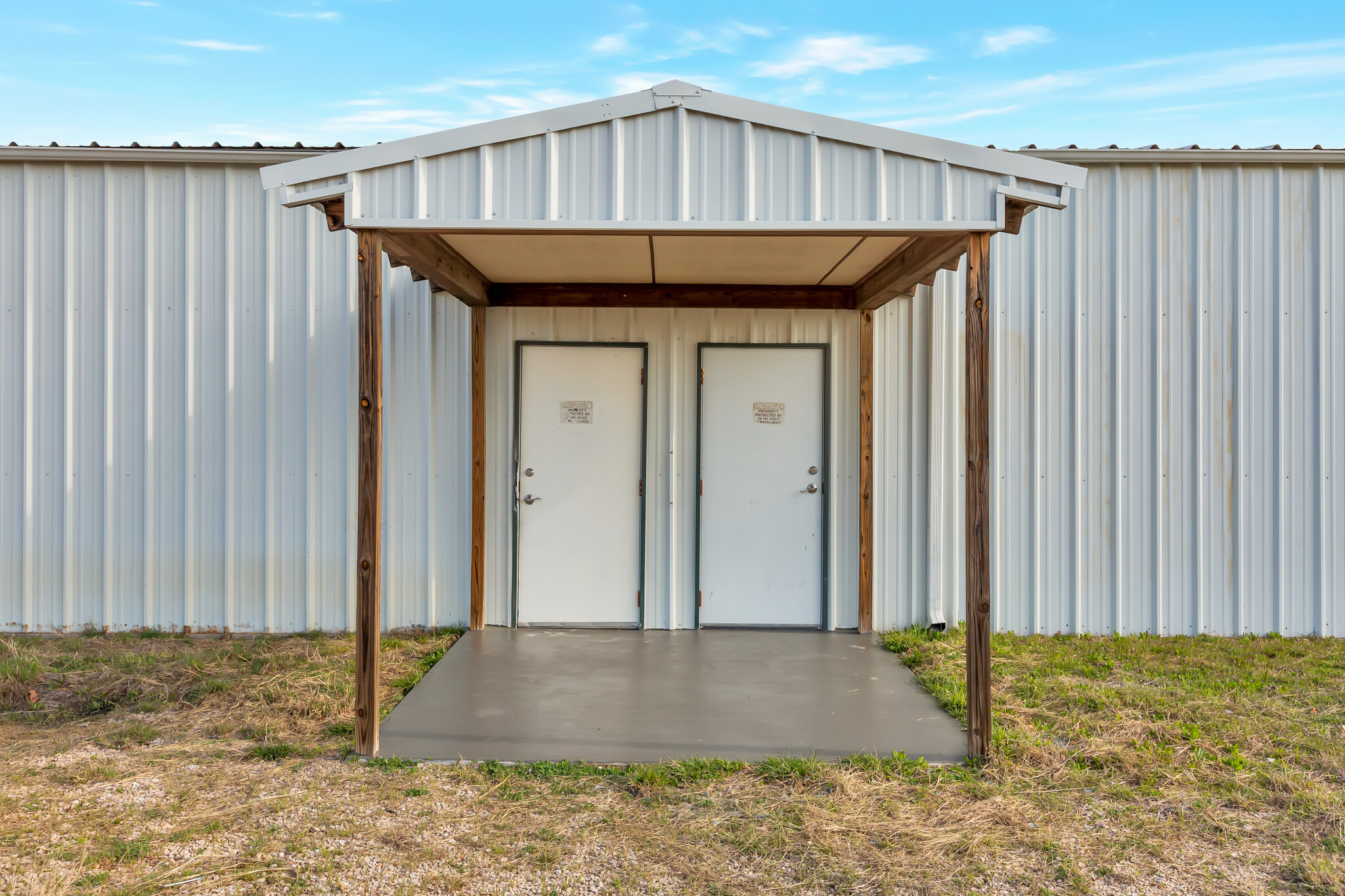 1715 N FM 51, Springtown, TX for Rent