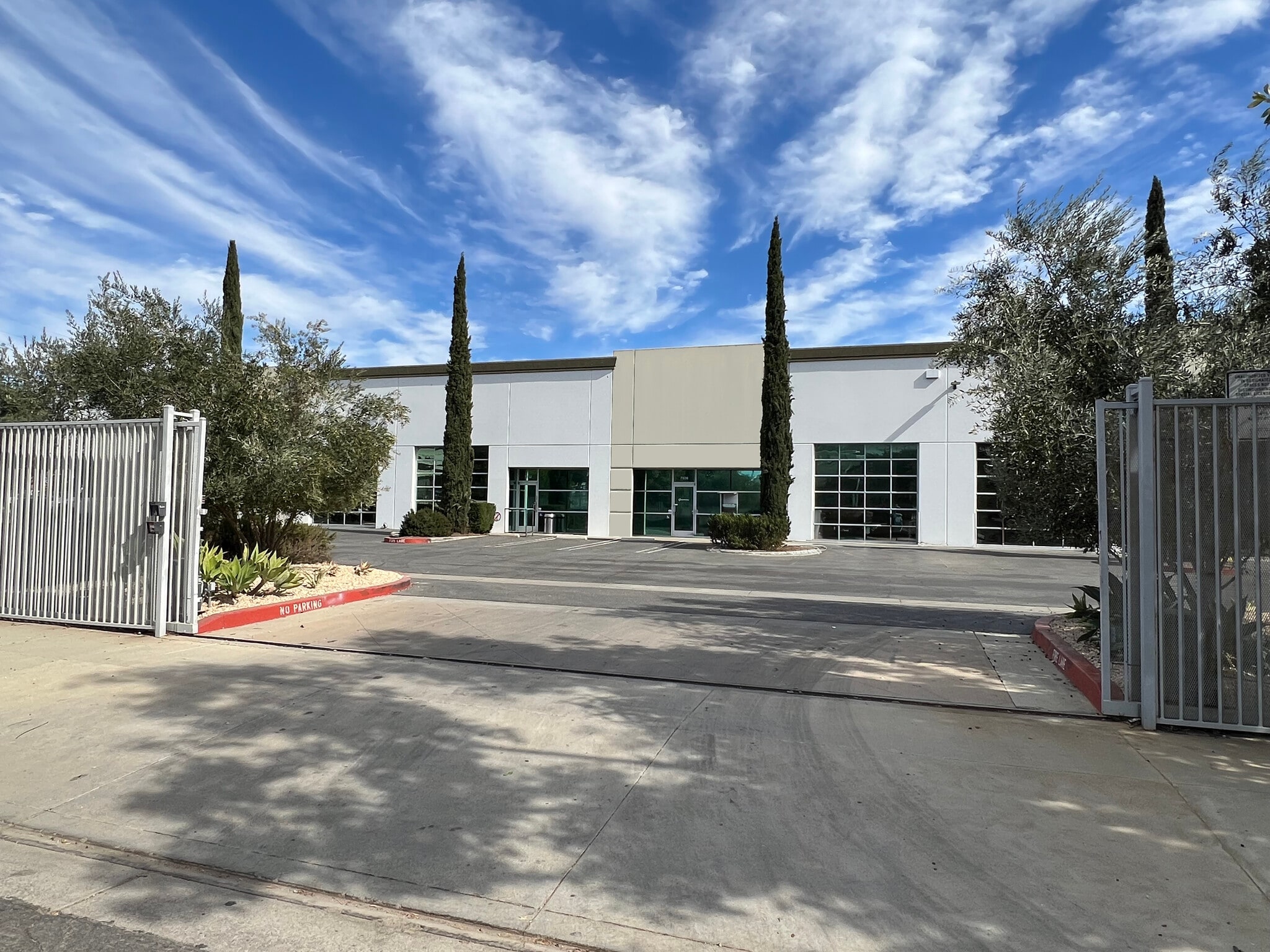 7500-7536 Tyrone Ave, Van Nuys, CA for Sale