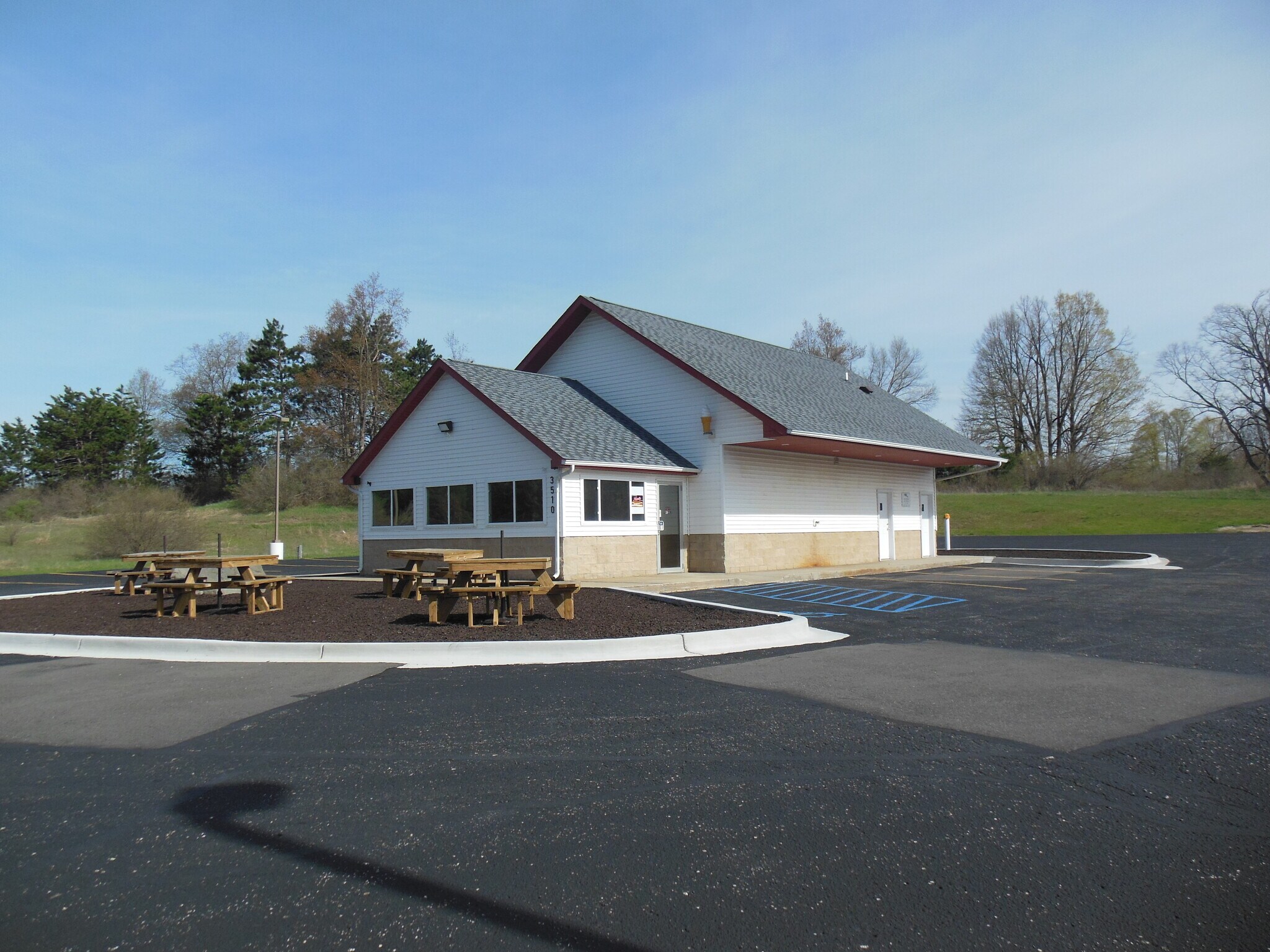 3510 Cadillac Dr, Farwell, MI for Sale