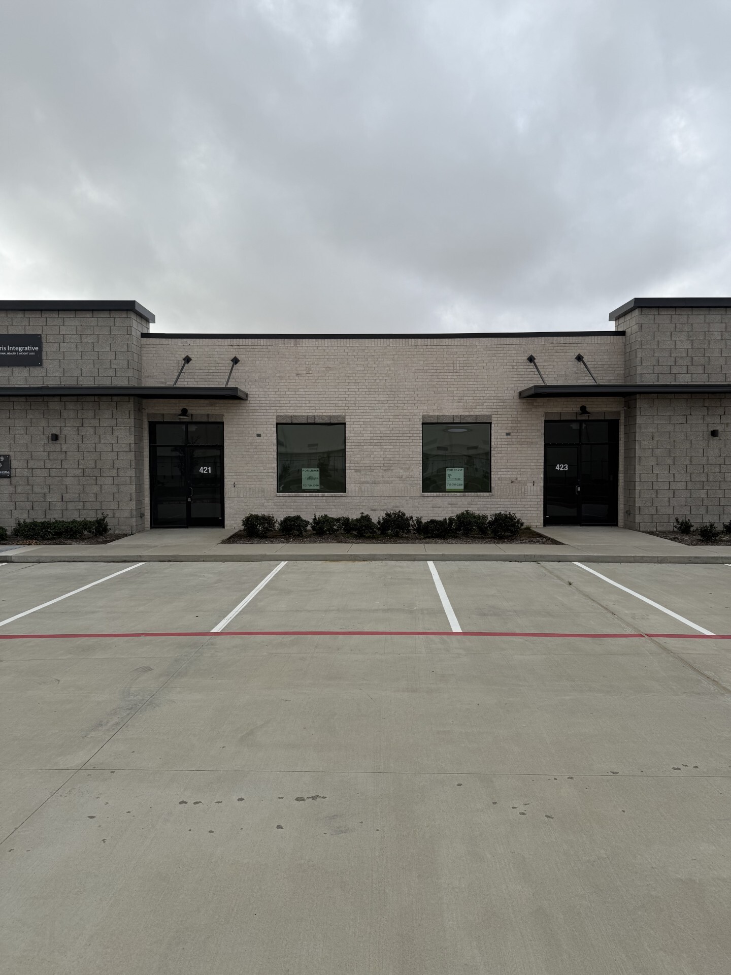 421-423 Vintage Ln, Brookshire, TX for Rent