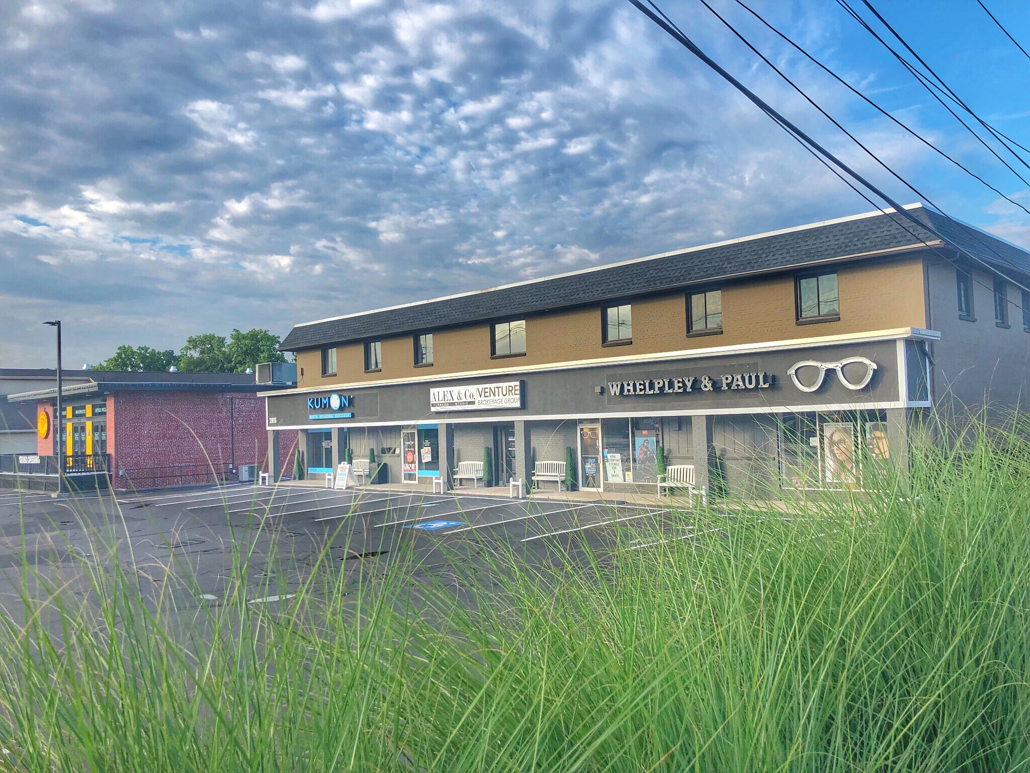 2815 Monroe Ave, Rochester, NY for Rent