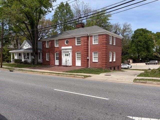 208 W Fisher Ave, Greensboro, NC for Sale