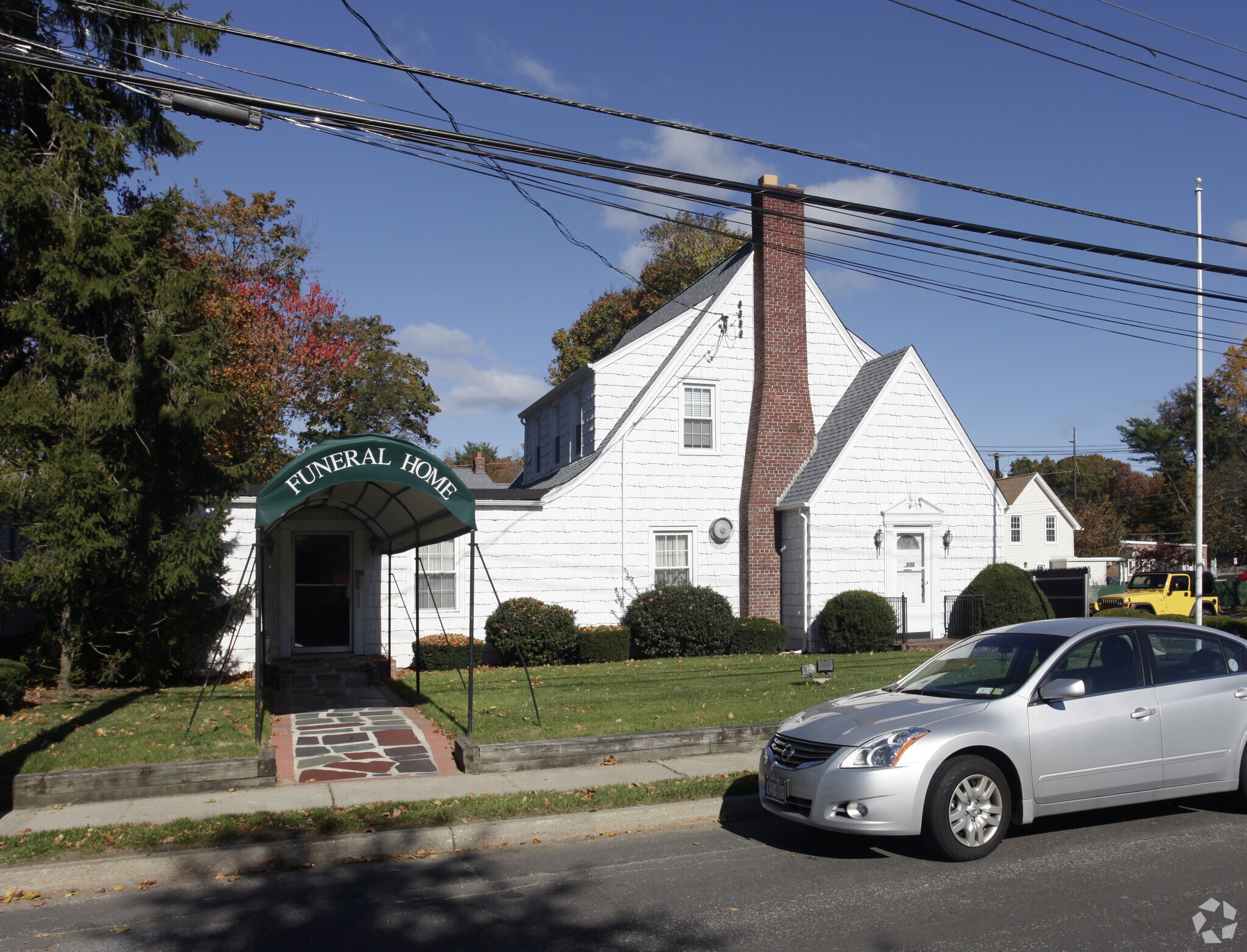 17 Manor Rd Smithtown, NY 11787 Office Property for Lease on