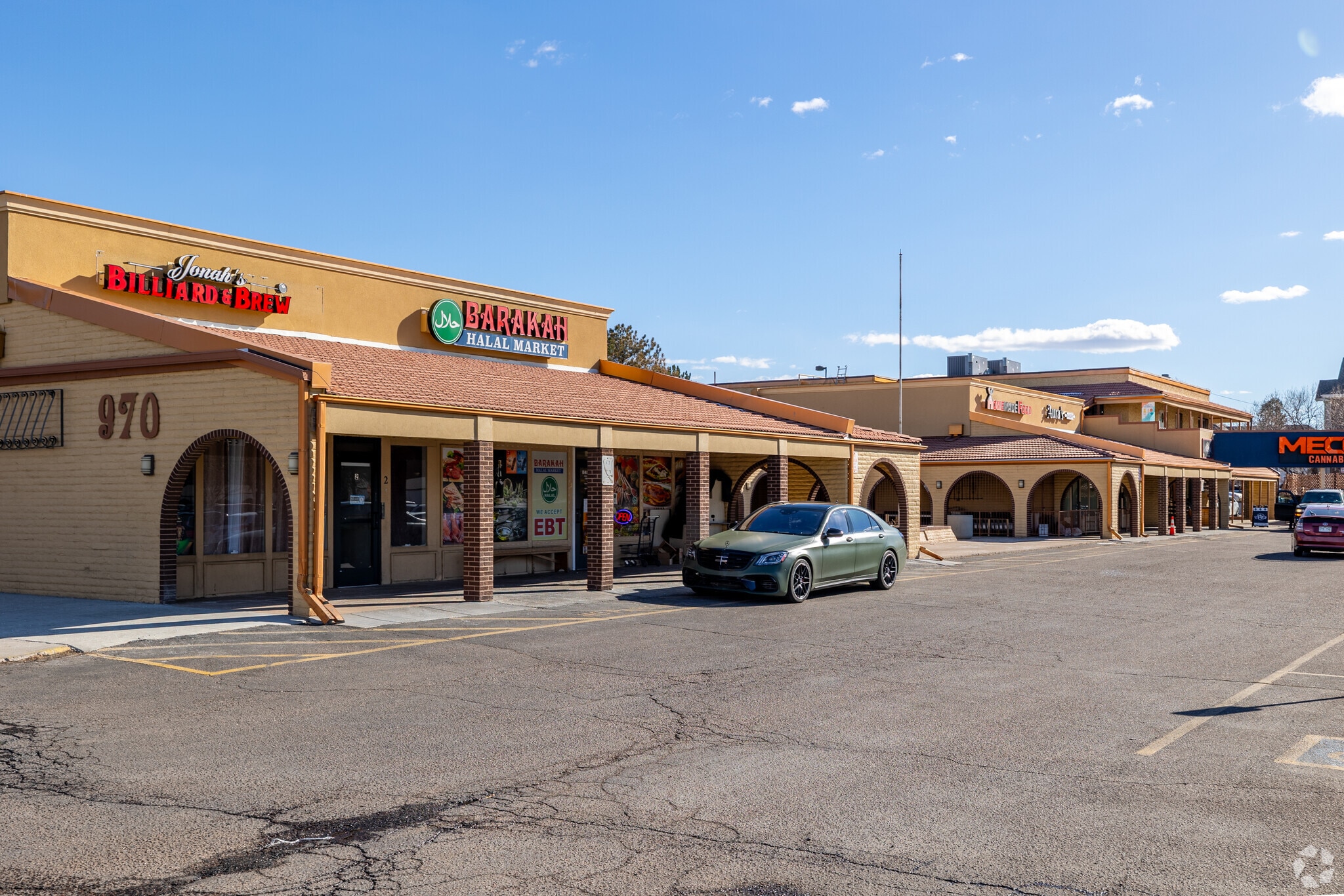 970 S Oneida St, Denver, CO for Rent