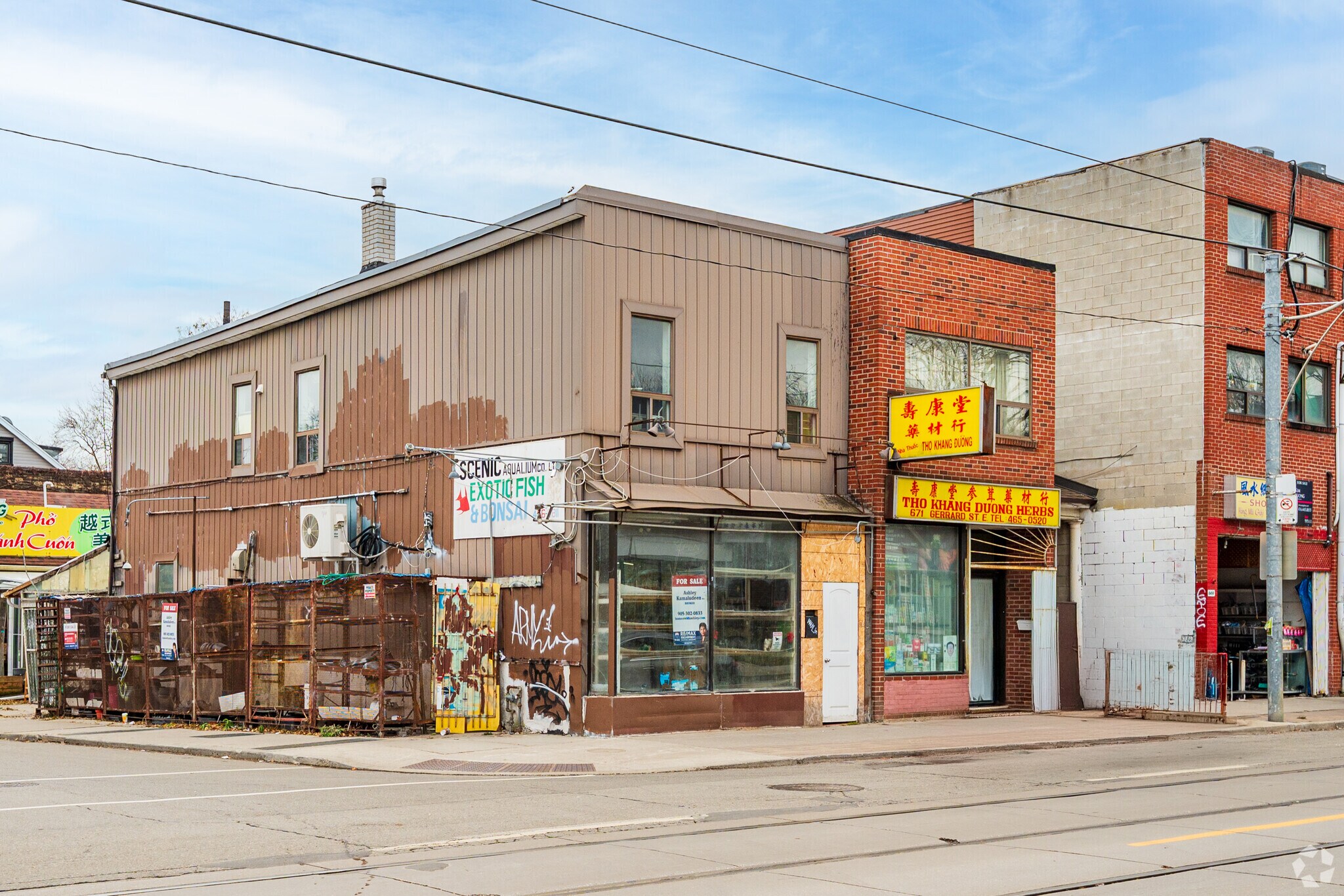 673 Gerrard St E, Toronto, ON for Sale