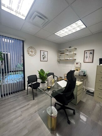 Las Vegas, NV Office - 6260 McLeod Dr Las Vegas, NV Office - 6260 McLeod Dr