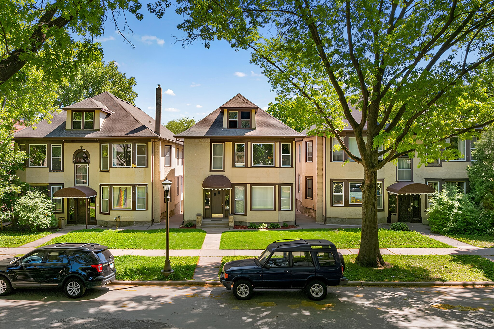 934 Ashland Ave, Saint Paul, MN for Sale