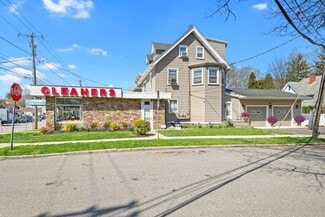 Bala Cynwyd, PA Freestanding - 129 Montgomery Ave