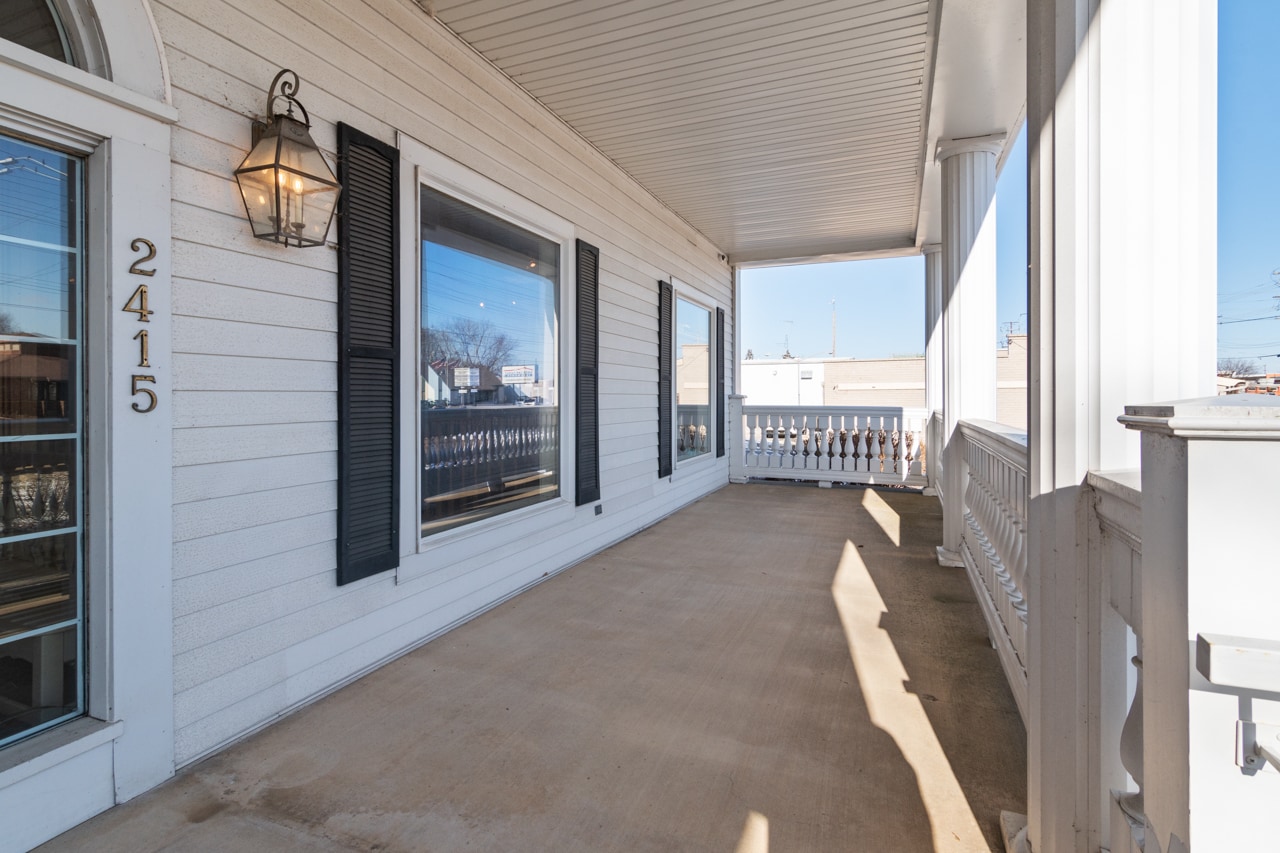 2415 N Richmond St, Appleton, WI for Sale